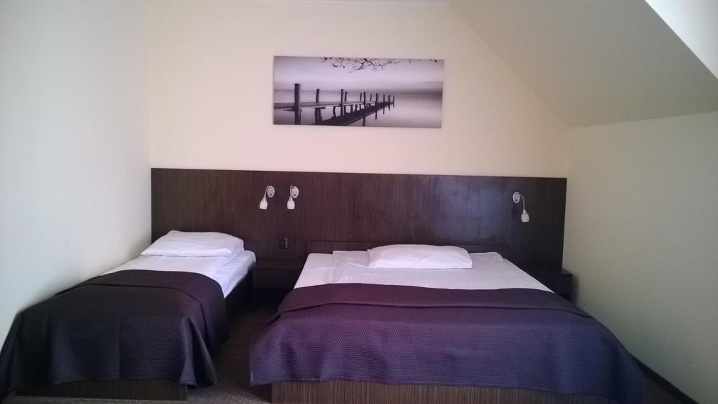 Hotel Yuca Łódź Habitación foto